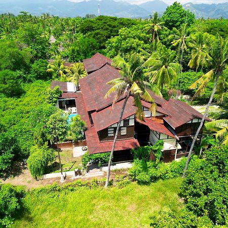 吉利阿尔 Gili Buana旅舍 外观 照片