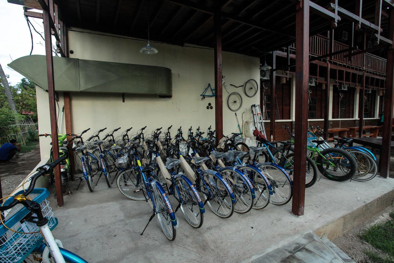 吉利阿尔 Gili Buana旅舍 外观 照片
